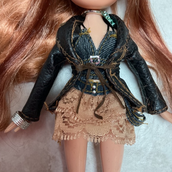 Bratz Secret Date Meygan - Picture 8 of 10